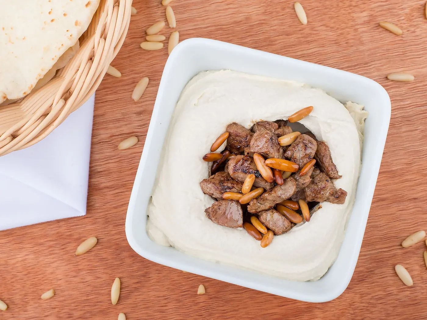 Hummus with Shawarma